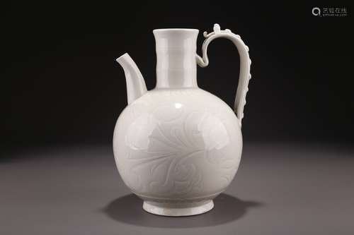 Dingyao white glazed pot