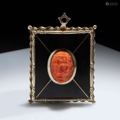 Elegant frame with central cameo in coral, Trapani 17th cent...