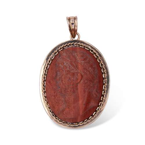 Gold pendant with cameo, Italy 19th century