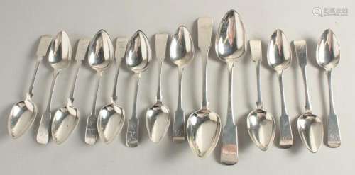 A SET OF TWELVE SILVER FIDDLE PATTERN DESSERT SPOONS AND TWO...