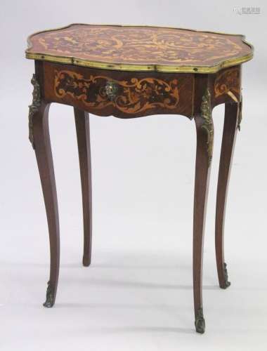 A GOOD 19TH CENTURY FRENCH ROSEWOOD AND MARQUETRY INLAID TAB...