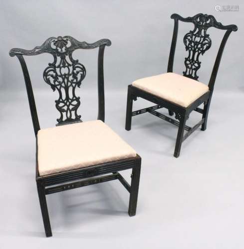 A VERY GOOD PAIR OF 19TH CENTURY CHIPPENDALE MAHOGANY SINGLE...