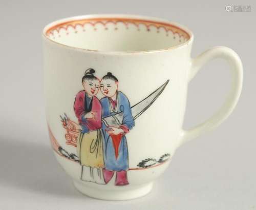 AN 18TH CENTURY WORCESTER COFFEE CUP painted in colour with ...