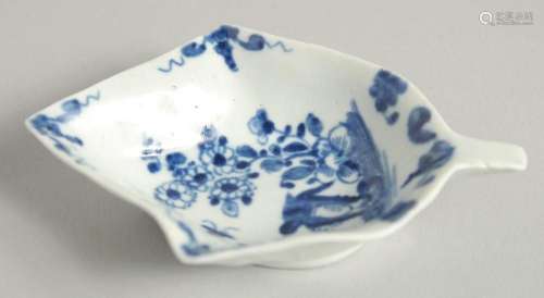 AN 18TH CENTURY WORCESTER EARLY LEAF DISH OF LUND S BRISTOL ...