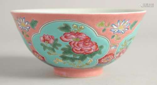 A CHINESE FAMILLE ROSE PORCELAIN BOWL, decorated with turquo...