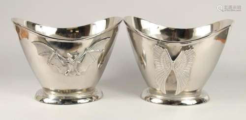 A PAIR OF OVAL CHAMPAGNE COOLERS WITH WINGS 1ft 2ins wide.