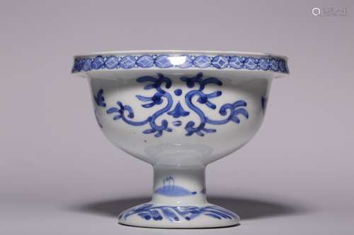 Blue and white pine and eagle figure high-footed bowl