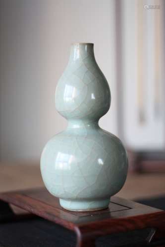 明 哥窯葫蘆瓶