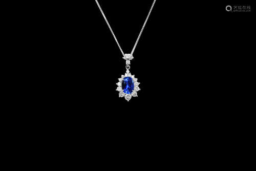Pt900蓝宝石配钻石项链