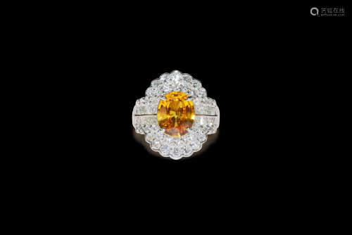 Pt900金黄色蓝宝石配钻石戒指