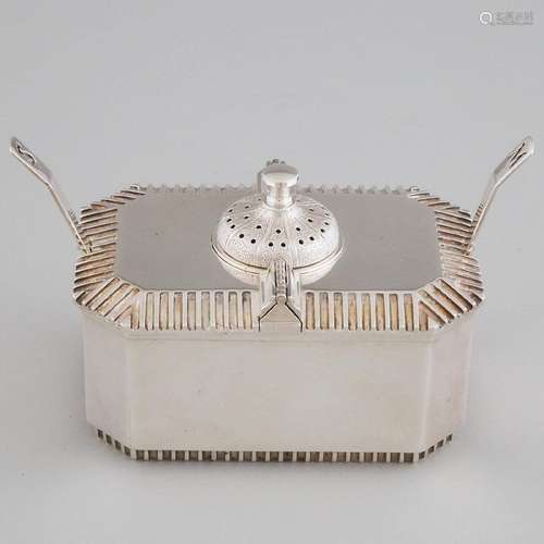 English Silver Condiment Cruet, Anthony Elson for Hennell,