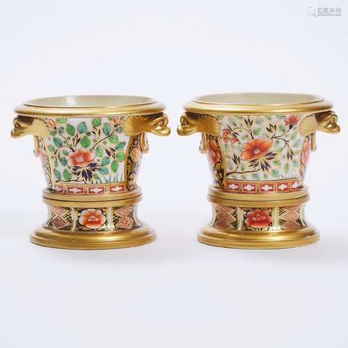 Pair of Spode Japan Pattern Small Cachepots and Stands, c.1