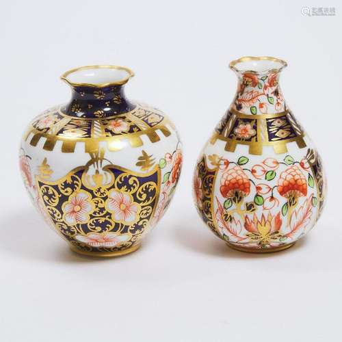 Two Royal Crown Derby 'Imari' Pattern Small Vases, 1911, he