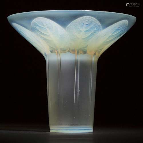 'Violettes', Lalique Moulded and Frosted Opalescent Glass V