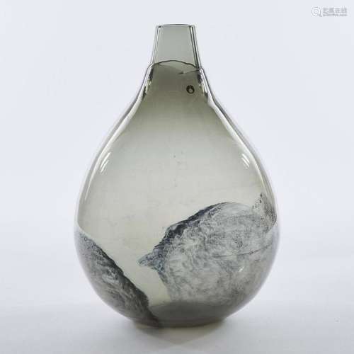 Pukeberg 'Eldlek' Glass Vase, Eva Englund, 1960s, height 12