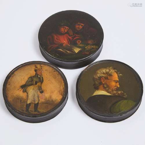 Three English Painted Lacquer Round Snuff Boxes, early 19th