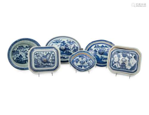 Six Chinese Export Canton Blue and White Porcelain Wares 19T...