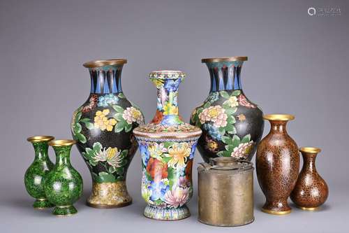 GROUP OF SEVEN CHINESE CLOISONNE VASES AND WARMING POT. Cloi...