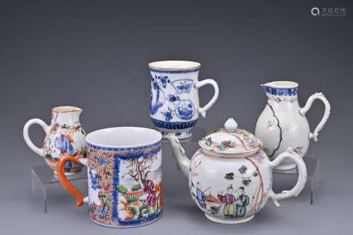 GROUP OF FIVE CHINESE PORCELAIN ITEMS, 18TH CENTURY. To incl...