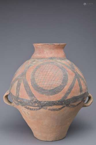 A CHINESE NEOLITHIC PAINTED POTTERY JAR 蠱ACHANG PHASE. Geom...