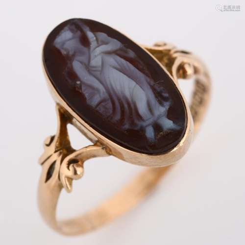 An early 20th century 9ct rose gold hardstone cameo ring, re...