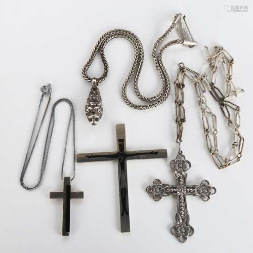 4 pendant necklaces, including 2 silver examples, largest cr...