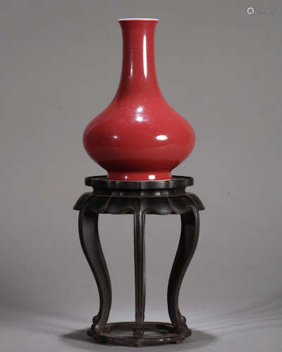 A Chinese Copper Red Long-neck Vase