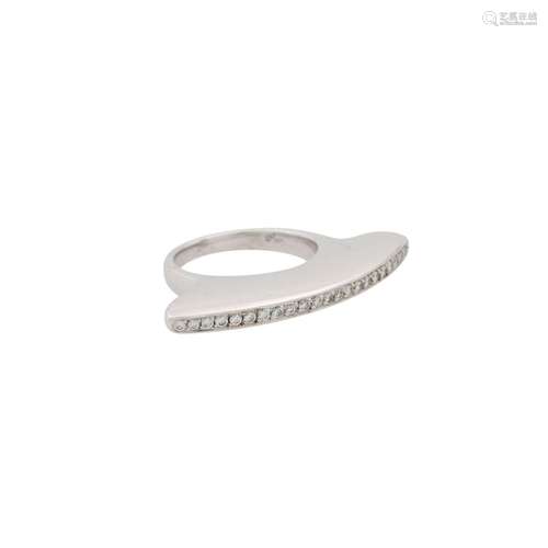 Ring mit kleinen Brillanten zus. ca. 0,46 ct,