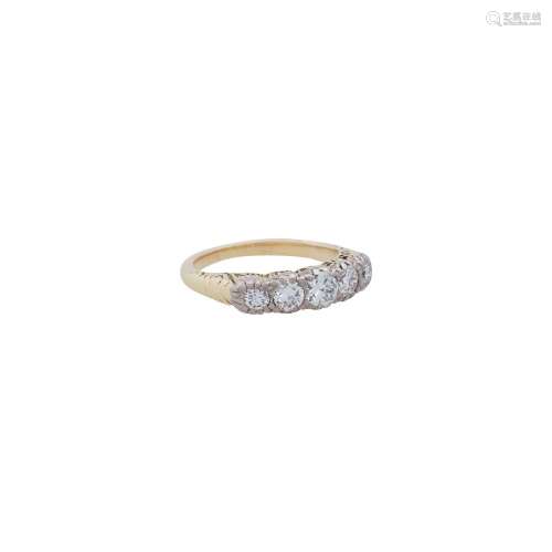 Ring mit 5 Diamanten von zus. ca. 0,75 ct,