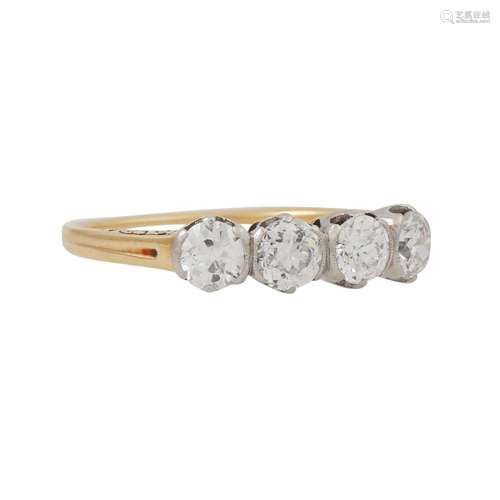 Ring mit 4 Altschliffdiamanten von zus. ca. 1 ct,