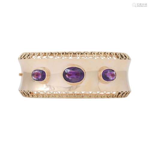 Armreif mit 3 oval facettierten Amethysten,