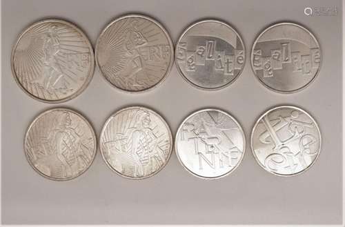 LOT DE 11 PIÈCES DE MONNAIES FRANÇAISES<br />
1x 15 euros (s...