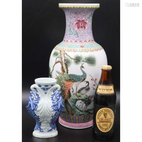 (2) Chinese Republic Period Vases.