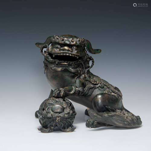 A Japanese bronze lion, Meiji period