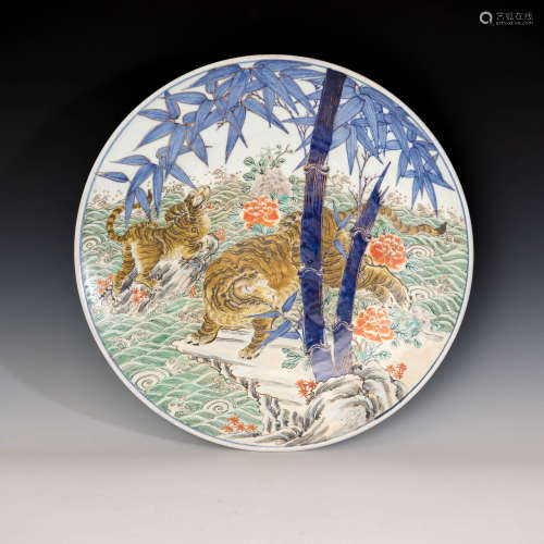 A Japanese Imari charger with tigers, Edo