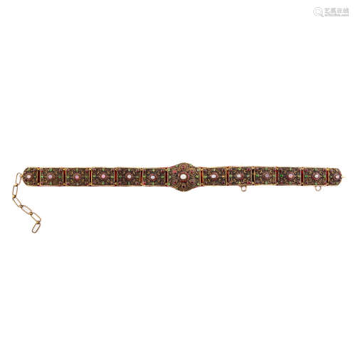 A Mughal-style silver-gilt filigree belt, 19th/20th century