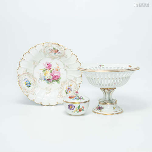 Three Meissen porcelain serving dishes, late 19th-early 20th...