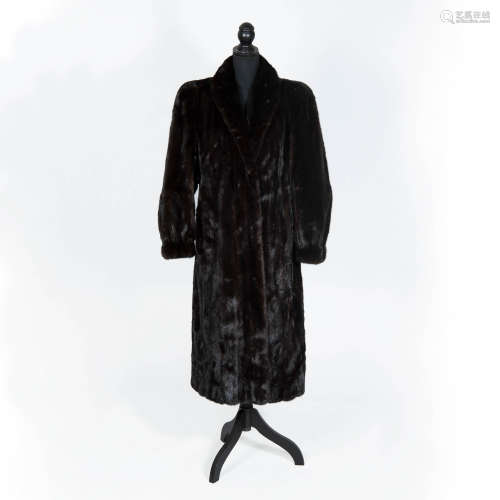 A vintage mahogany mink coat, Pierre Balmain for Rosendorf/E...