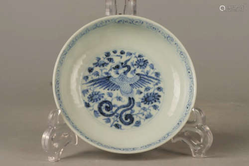 Blue and white phoenix wearing lotus pattern plate