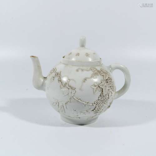 White porcelain pot with grape pattern
