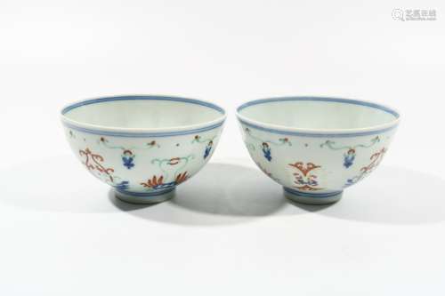 pair of doucai bowls