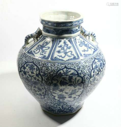Blue and white flower pattern large pot