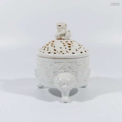 White Porcelain Animal Button Furnace