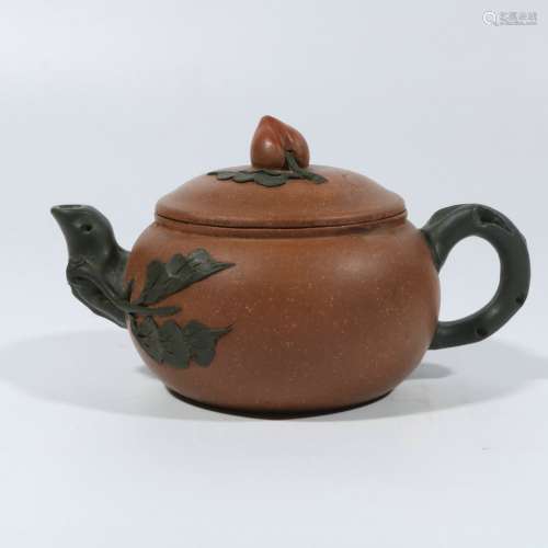 Leaf pattern purple clay pot