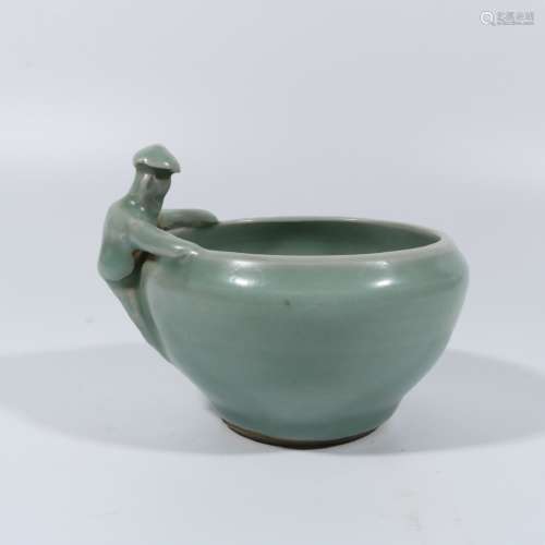Celadon water bowl