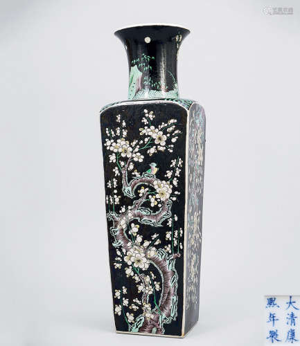 十九世紀 墨地素三彩花鳥紋天圓地方瓶 