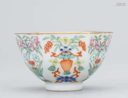 十九世紀 粉彩清供圖六菱杯