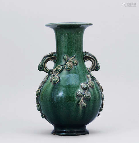 石灣 綠釉凸瓷花卉雙耳瓶