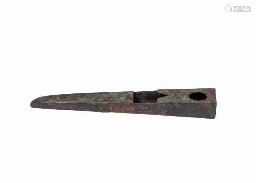AN EARLY BRONZE INSCRIBED PEN CASE, POSSIBLY MOSUL OR JAZEER...