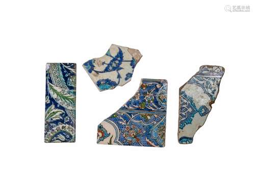 AN ASSORTMENT OF IZNIK TILES, 16TH/17TH CENTURY AND LATER